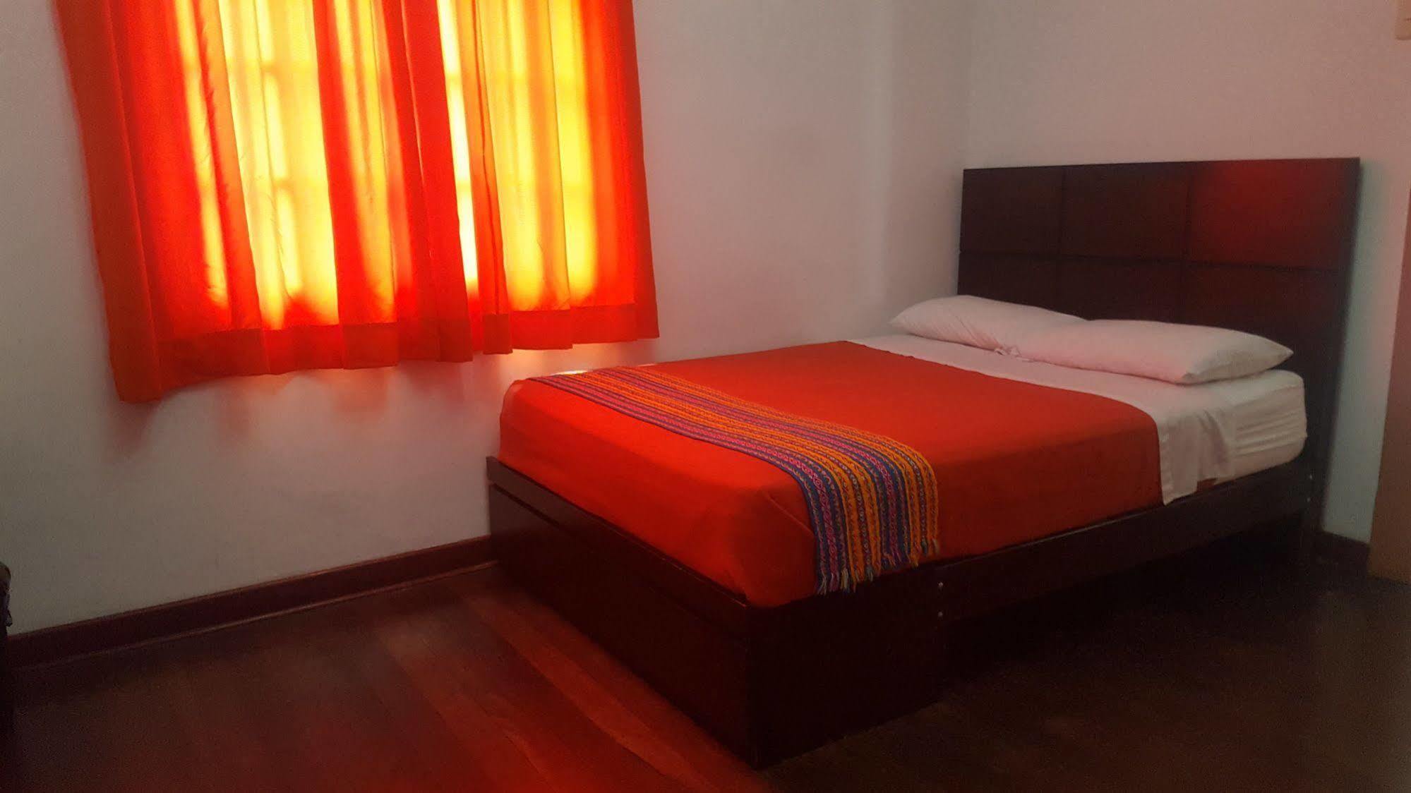Hotel Miraflores Lodge Lima Exteriör bild